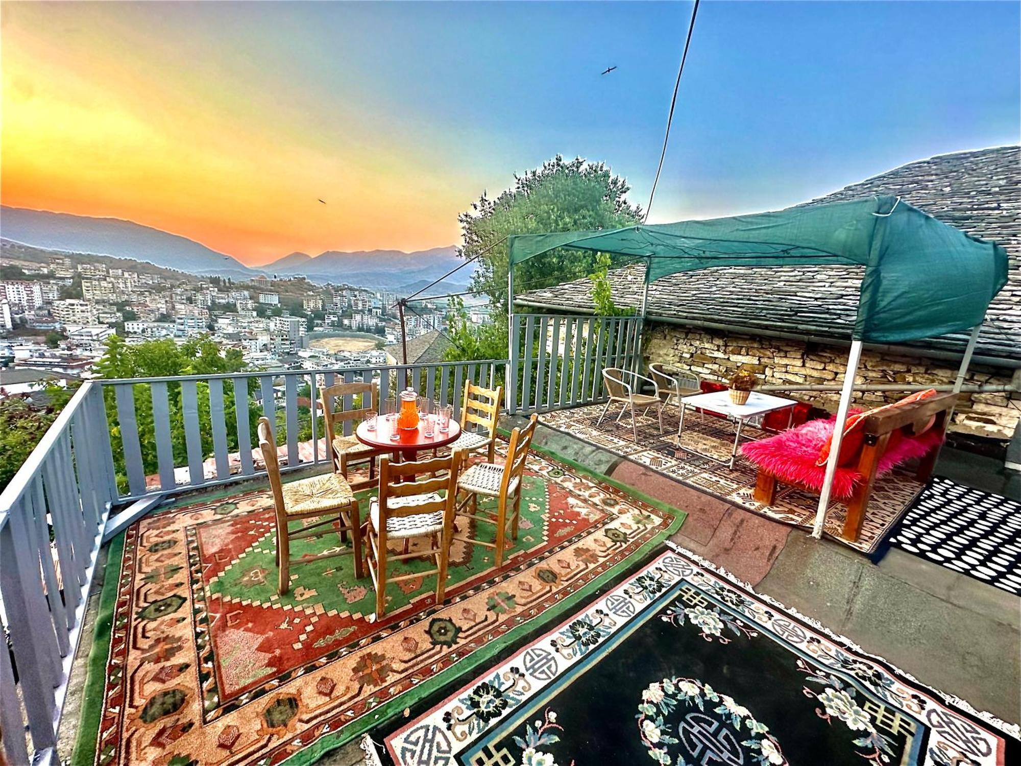 Grandpas House Hotel Gjirokaster Exterior photo